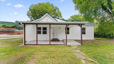 Watts Bar Lake Home Sale Pending in Rockwood Tennessee