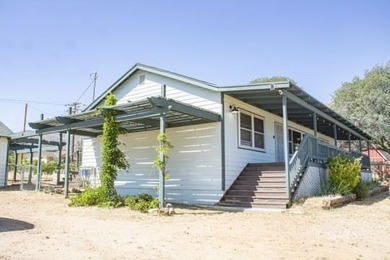 Located in a highly desirable area of Lake Isabella, Squirrel - photo 1
