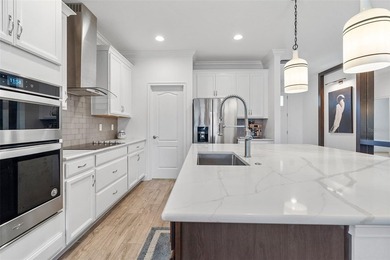 Welcome home to this beautifully upgraded 4-bedroom, 2-bathroom - photo 12