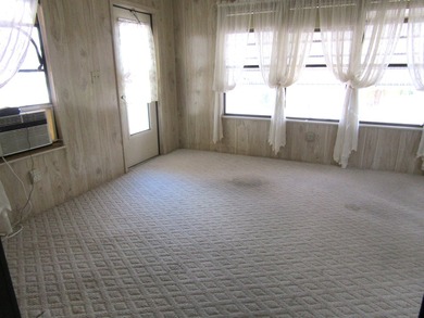 Live the Cove Lifestyle! Enjoy half off site rent for 6 months - photo 12