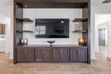 Welcome home to this beautifully upgraded 4-bedroom, 2-bathroom - photo 19