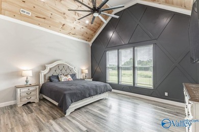 2 YEAR OLD HOME AND HAS THE BEAUTIFUL MODERN FARMHOUSE FEEL AND - photo 21