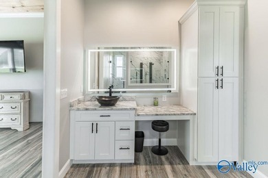 2 YEAR OLD HOME AND HAS THE BEAUTIFUL MODERN FARMHOUSE FEEL AND - photo 24