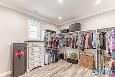 2 YEAR OLD HOME AND HAS THE BEAUTIFUL MODERN FARMHOUSE FEEL AND - photo 26