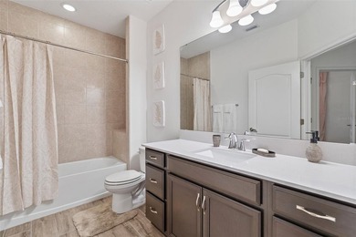 Welcome home to this beautifully upgraded 4-bedroom, 2-bathroom - photo 28