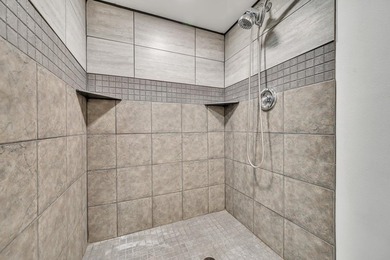 Fantastic 4-bedroom, 2-bathroom family home in Milford's - photo 29