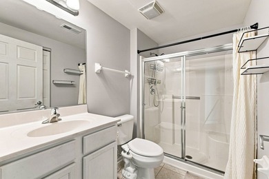 Welcome to this beautifully maintained, move-in-ready 2-bedroom - photo 10