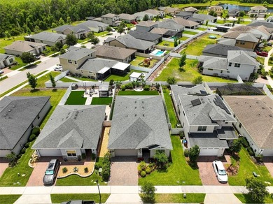 Welcome home to this beautifully upgraded 4-bedroom, 2-bathroom - photo 37