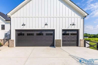 2 YEAR OLD HOME AND HAS THE BEAUTIFUL MODERN FARMHOUSE FEEL AND - photo 38