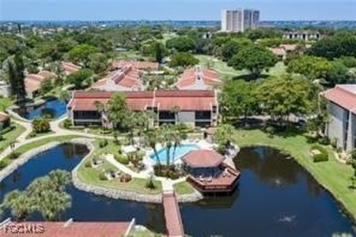 Lake Condo For Sale in Fort Myers, Florida