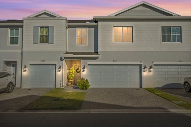 St. Lucie River Townhome/Townhouse Sale Pending in Port Saint Lucie Florida