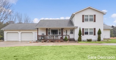 (private lake, pond, creek) Home For Sale in Big Rapids Michigan