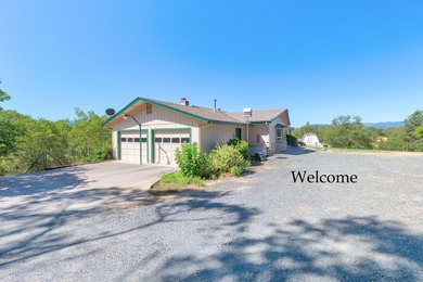 (private lake, pond, coastal) Home For Sale in Grants Pass Oregon