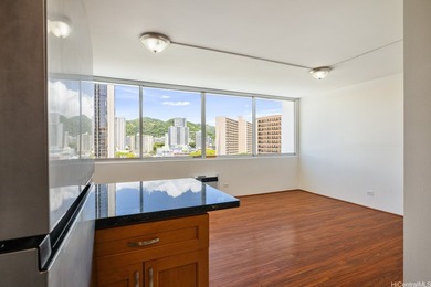 Spacious studio for sale with panoramic city and mountain views - photo 4