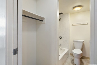 Spacious studio for sale with panoramic city and mountain views - photo 7