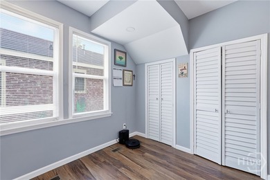 Welcome to an exceptional investment opportunity in a convenient - photo 13