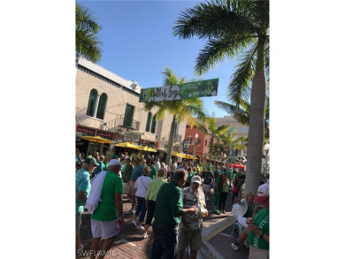 C2242 - Dramatic sunset views of the Caloosahatchee River