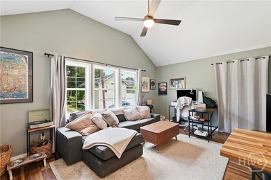 Welcome to an exceptional investment opportunity in a convenient - photo 21