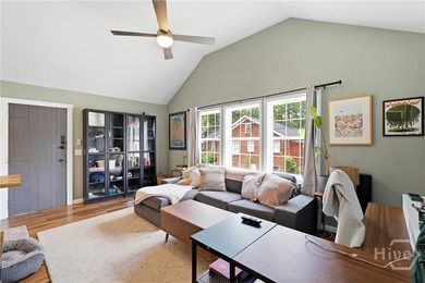 Welcome to an exceptional investment opportunity in a convenient - photo 22