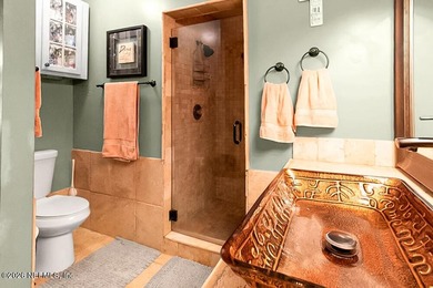 Welcome to this beautifully maintained, move-in-ready home - photo 22