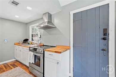 Welcome to an exceptional investment opportunity in a convenient - photo 23