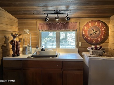 Pecks Pond Lakefront Cabin with views and access to Pecks Pond! - photo 24