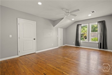 Welcome to an exceptional investment opportunity in a convenient - photo 30