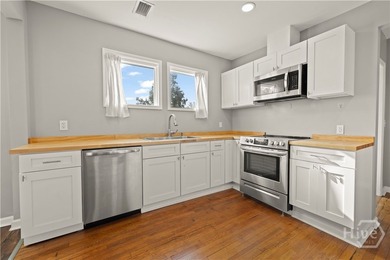Welcome to an exceptional investment opportunity in a convenient - photo 33
