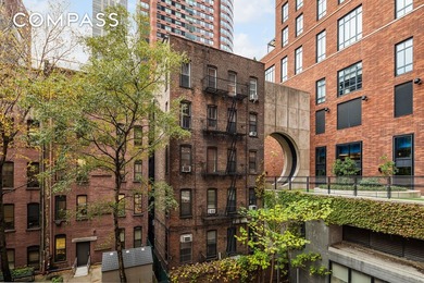 Modern Studio Living in the Heart of the Upper East Side Welcome - photo 4