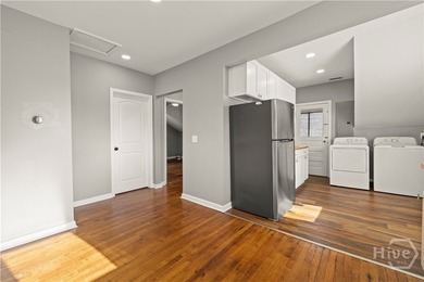 Welcome to an exceptional investment opportunity in a convenient - photo 39
