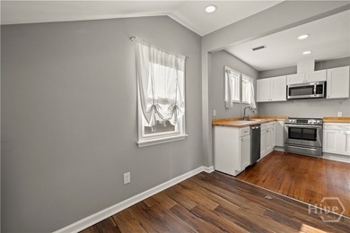 Welcome to an exceptional investment opportunity in a convenient - photo 41