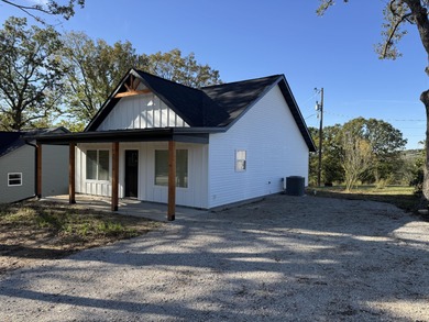 Table Rock Lake Home For Sale in Lampe Missouri