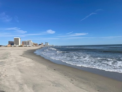 PENTHOUSE CONDO!!!! with Amazing Ocean Views! THESE UNITS DO NOT - photo 2