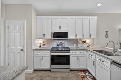 VALUE! This pristine 3-bedroom, 2.5-bath townhome offers over - photo 8