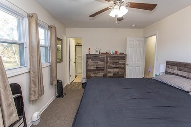 NO HOA's on this well maintained 3 bed 2 bath home with an open - photo 9