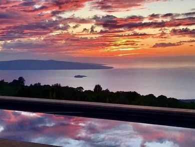 A truly rare offering in coveted Keokea. This exceptional - photo 9