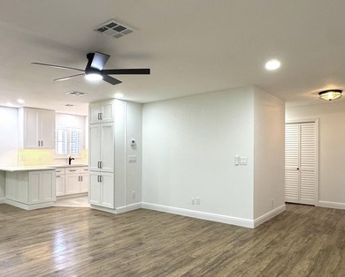 Modern comfort meets tranquility in the heart of Atlantis. This - photo 4