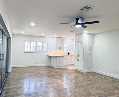 Modern comfort meets tranquility in the heart of Atlantis. This - photo 5