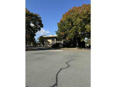 PRIME OFFICE BUILDING FOR SALE. Total building is approx. 15 - photo 7