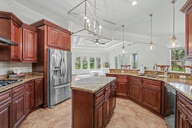Gorgeous custom home located on the SouthWood Golf Course! This - photo 12