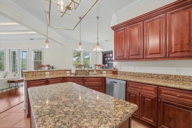 Gorgeous custom home located on the SouthWood Golf Course! This - photo 13