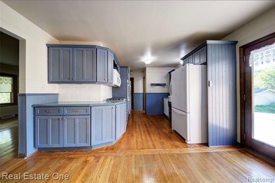 Welcome to 3125 Commerce Rd., in Milford Township! This - photo 14