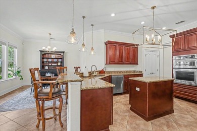 Gorgeous custom home located on the SouthWood Golf Course! This - photo 17