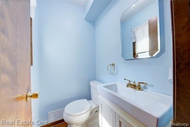 Welcome to 3125 Commerce Rd., in Milford Township! This - photo 22