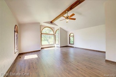 Welcome to 3125 Commerce Rd., in Milford Township! This - photo 23