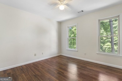 Spacious, stylish, and move-in ready! This beautifully updated - photo 24