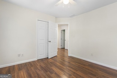 Spacious, stylish, and move-in ready! This beautifully updated - photo 25