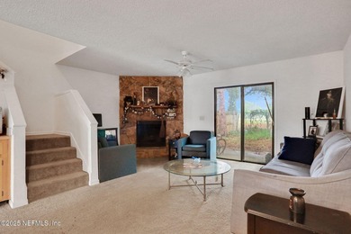 Take a look at this charming 2-bedroom, 2.5-bath townhouse - photo 10