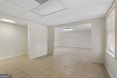 Spacious, stylish, and move-in ready! This beautifully updated - photo 35