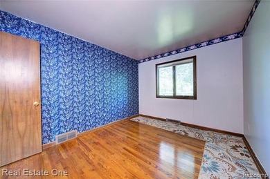 Welcome to 3125 Commerce Rd., in Milford Township! This - photo 36